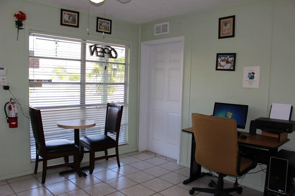 Sunshine Inn & Suites Venice, Florida Venice Gardens Exterior foto